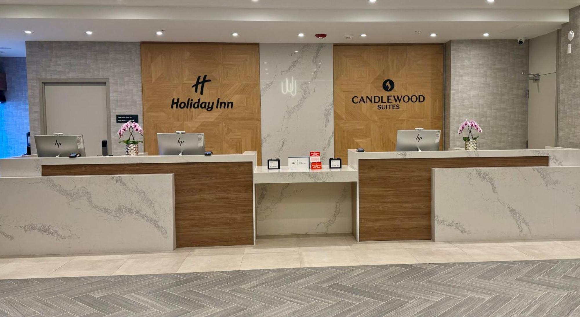 Candlewood Suites Burlington Conference Centre By Ihg Экстерьер фото